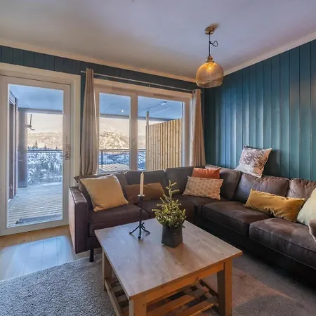 In-ski Out And Perfect For Families Apartment