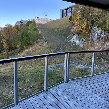 Apartment In-ski Out And Perfect For Families